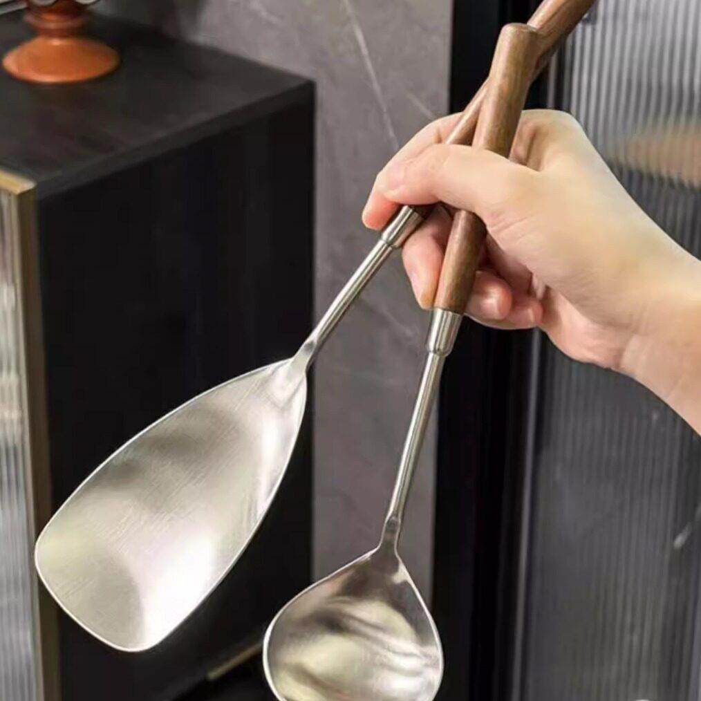 新款不锈钢网红饭勺胡桃木锅铲加厚高档长柄ins高颜值家用北欧