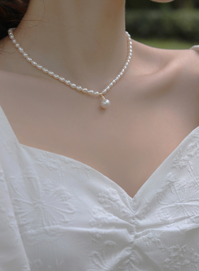 施家小米珠项链女天然淡水珍珠锁骨链轻奢气百搭气质简约小众颈链