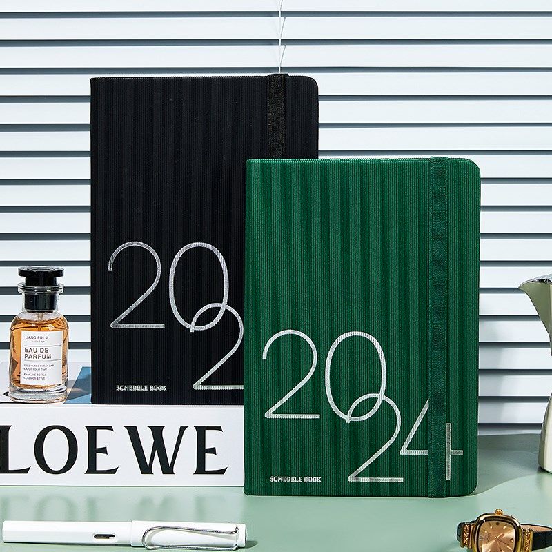 2024下半年日程本一日一页高档商务办公工作笔记本本子365天时间