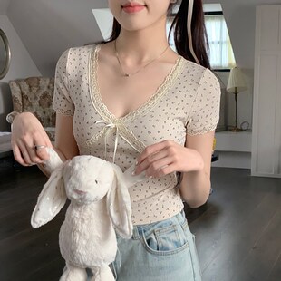 显瘦碎花短款 大码 甜辣修身 胖mm蕾丝v领正肩短袖 绝美上衣 t恤女夏季