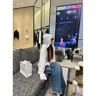 上衣 tingtings白色拼接长袖 t恤女秋季 新款 宽松蕾丝防晒衣连帽罩衫