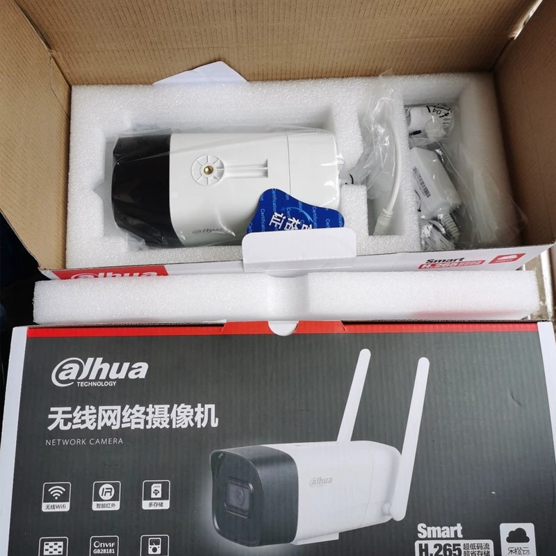 大华插卡存储自带热点红外夜视手摄像头