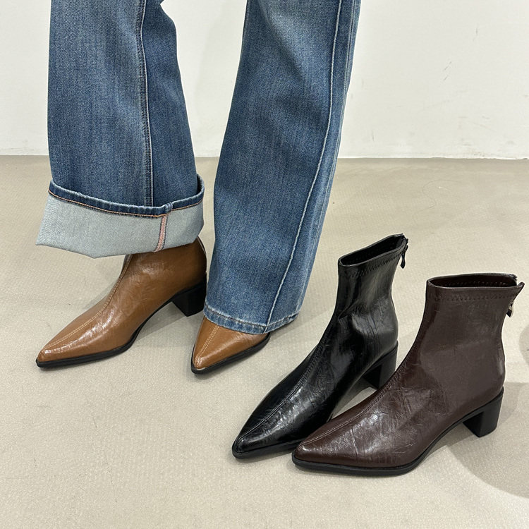 法式尖头瘦瘦靴女高跟配裙子短靴2025秋冬新款棕色复古短筒靴裸靴