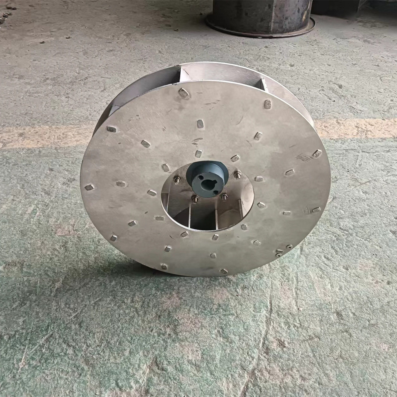 铝镁合金叶轮AYF30-70-1.1汽轮机油箱风机 排油烟风机专用叶轮图片