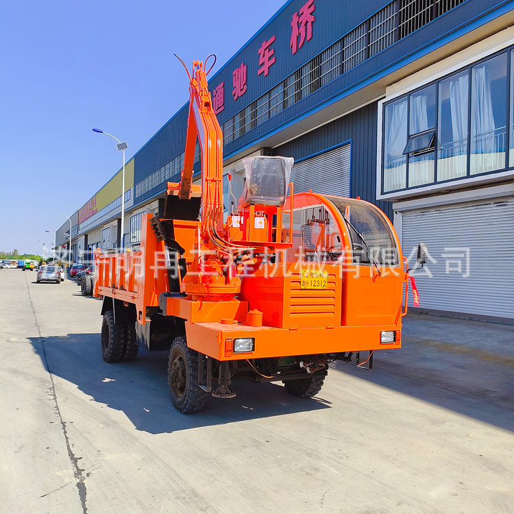 轮式农用自带挖机运输车 济宁20吨柴油动力挖掘机 四驱挖沟随车挖