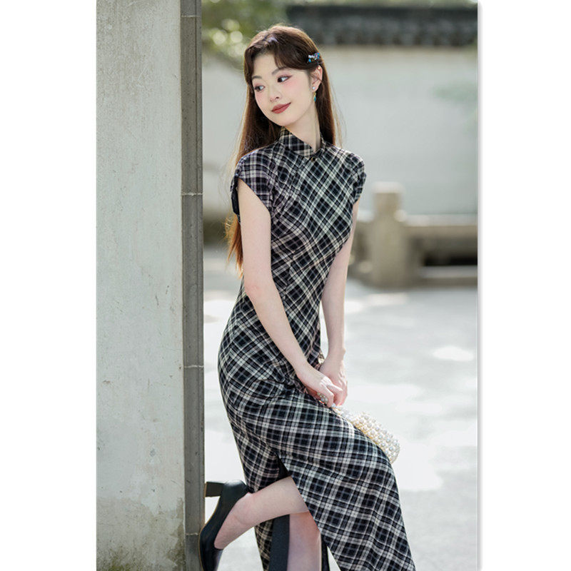 织造局时尚文艺长款连袖格子旗袍2026春新款改良新中式年轻女士日