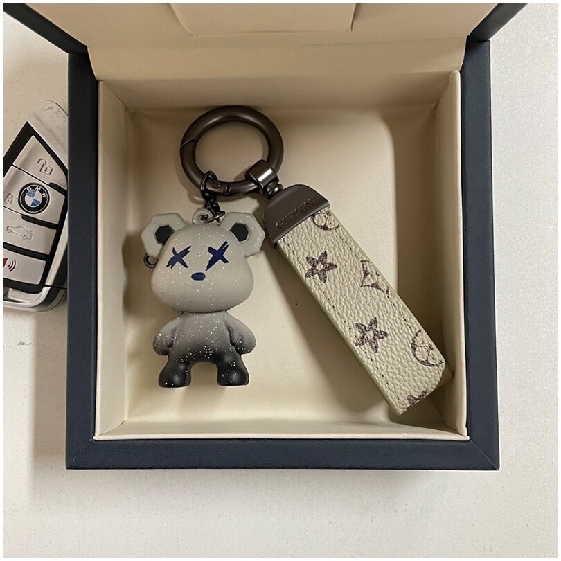 LV&GEDETE官方旗舰店背包挂饰渐变熊汽车钥匙扣挂件 适用奔驰路虎