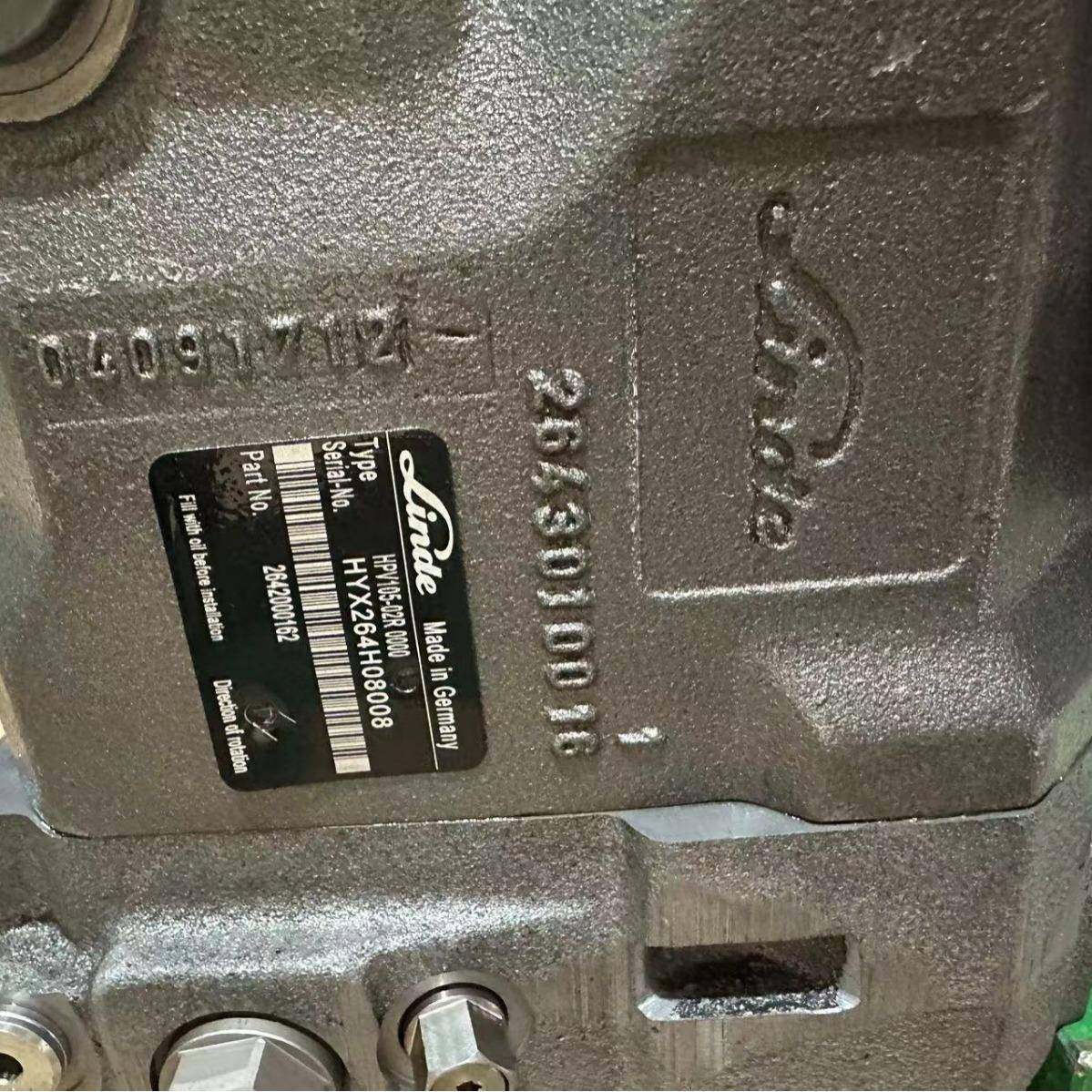 液压泵HPV105-02R0000HYX26柱塞泵HPV105-02LHPR135-02R0001