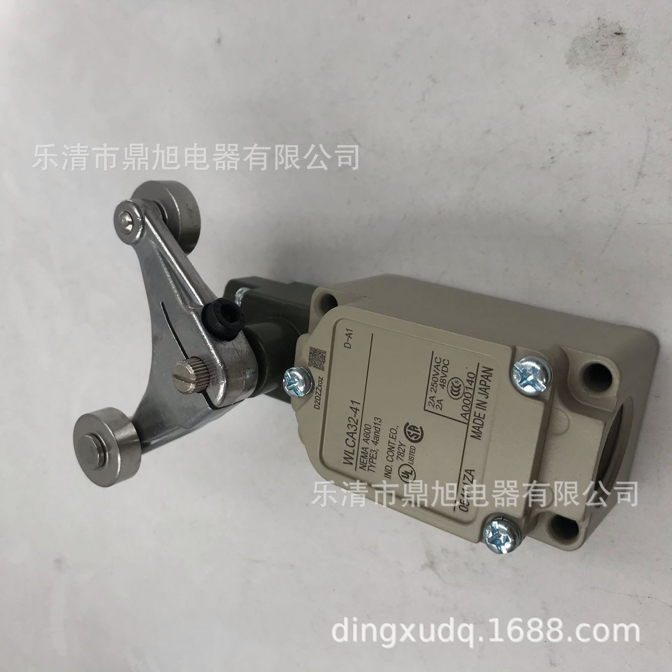 销售实物图拍摄WLCA32-41行程开关WLCA32-44WLCA32-42WLCA32-43