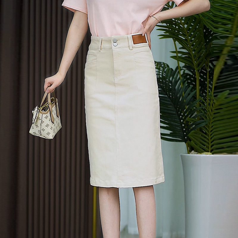 米白色牛仔半身裙女中长款包臀春季2026年新款高腰显瘦休闲直筒裙