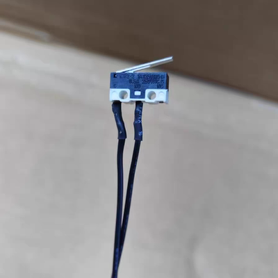 小熊电器配件 微动开关 KW2-2 1A125VAC 0.5A 250VAC 原装全新