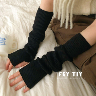 韩国东大门保暖针织毛线半袖手套女秋冬露指可触控屏幕防寒护臂袖