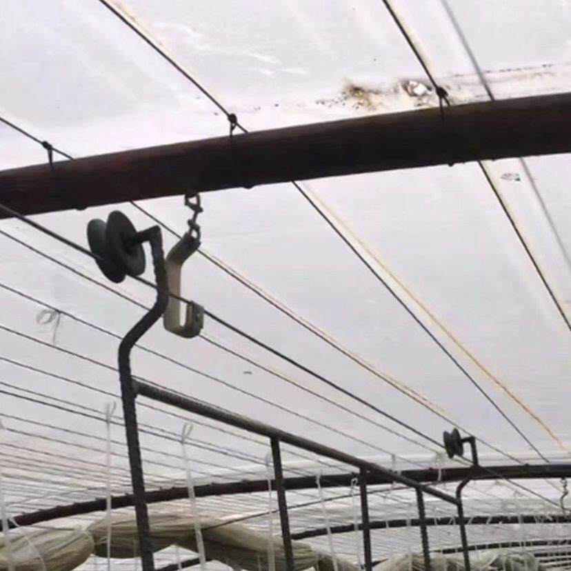 大棚挂钩蔬菜水果运送吊钩滑轮转弯钢丝绳支撑架水管索道轮支撑钩