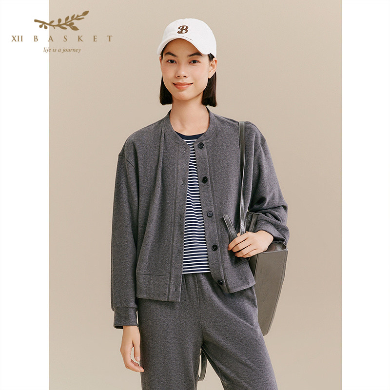 十二篮专选25冬新款格雷系运动外套舒适抗静电圆领开衫百搭通勤女