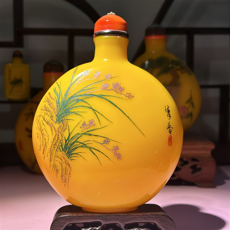 淄博琉璃鸡油黄鼻烟壶博山工艺品新客厅乔迁家居装饰礼品