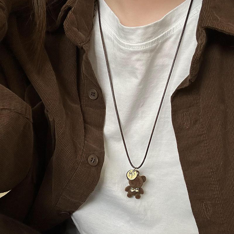 咖色毛绒小熊吊坠项链女可爱长款高级感毛衣链小众百搭卫衣配饰品