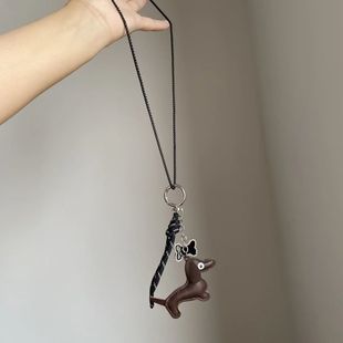 皮质腊肠狗骨头小狗巧克力长款项链女个性高级感时尚挂件项饰配饰