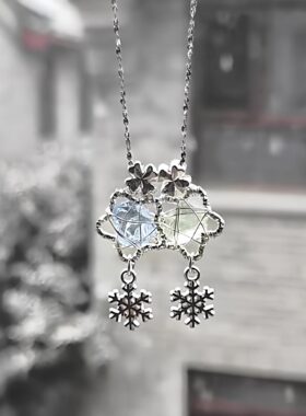 「雪晶星芒」冰晶雪花吊坠个性彩宝设计感梦幻秋冬情侣闺蜜项链