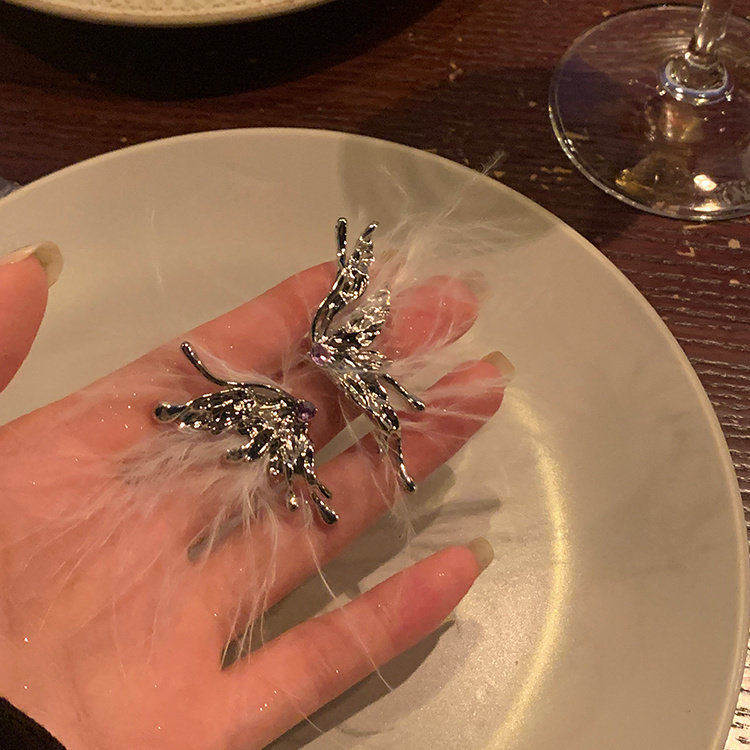 超仙森系蝴蝶羽毛耳环女新款潮甜美白色耳钉精灵独特设计耳饰银色