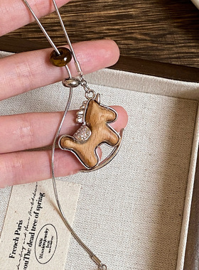 复古小马编绳吊坠项链女款秋冬本命年装饰毛衣链小众长款衣服配饰