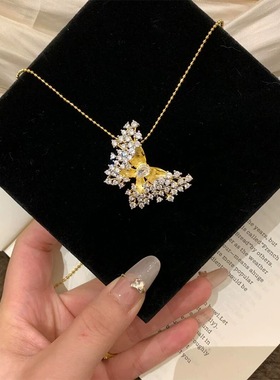 「星熠蝶梦」金色拉丝满钻蝴蝶项链复古轻奢贵气时尚千金感毛衣链