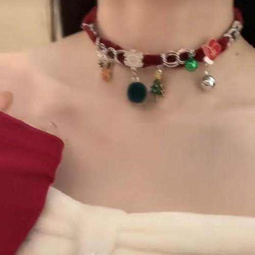 直戳心巴！氛围感圣诞树吊坠choker配饰女秋冬项链气质甜美风项圈