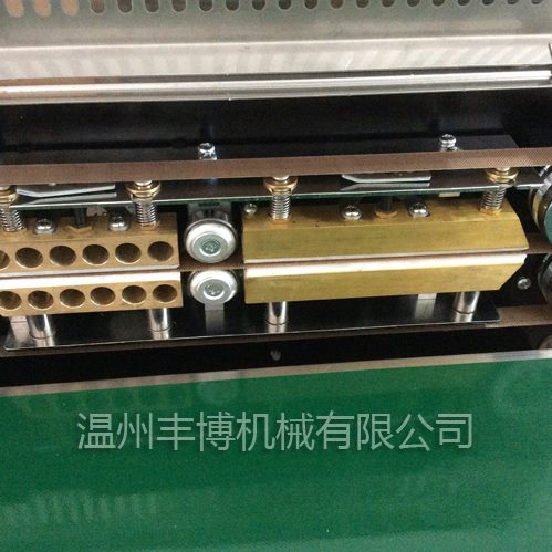 自动 0不锈钢墨铝箔轮印字连续封口机薄膜98封口机有色生产日期