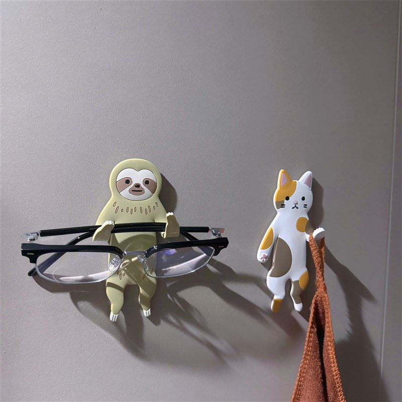 可爱毛猴子眼镜架玄关钥匙挂钩免打孔免钉强力粘钩宿舍卧室门后女