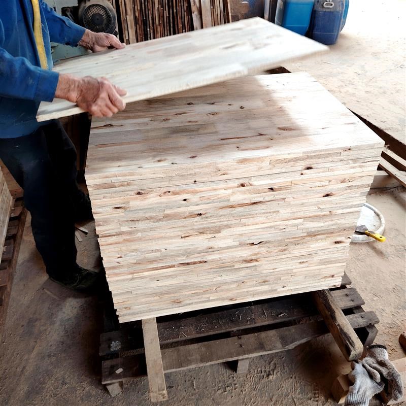 小叶香樟木指接板防虫防蛀实木板材衣柜层板背板家具E0级别环