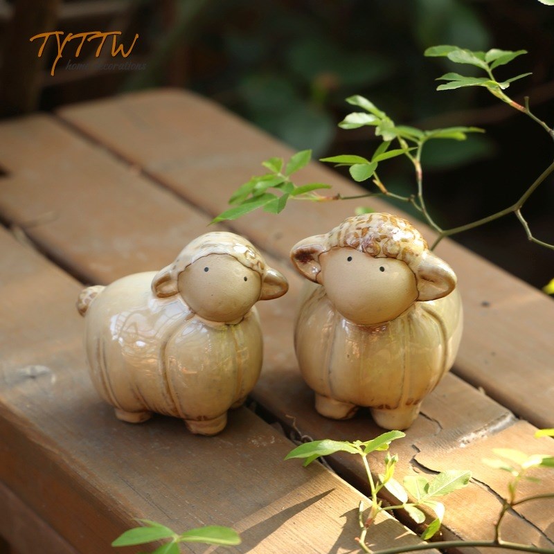 可爱治愈系羊咩咩桌面书房玄关办公位陶瓷闺蜜同事朋友送礼装饰