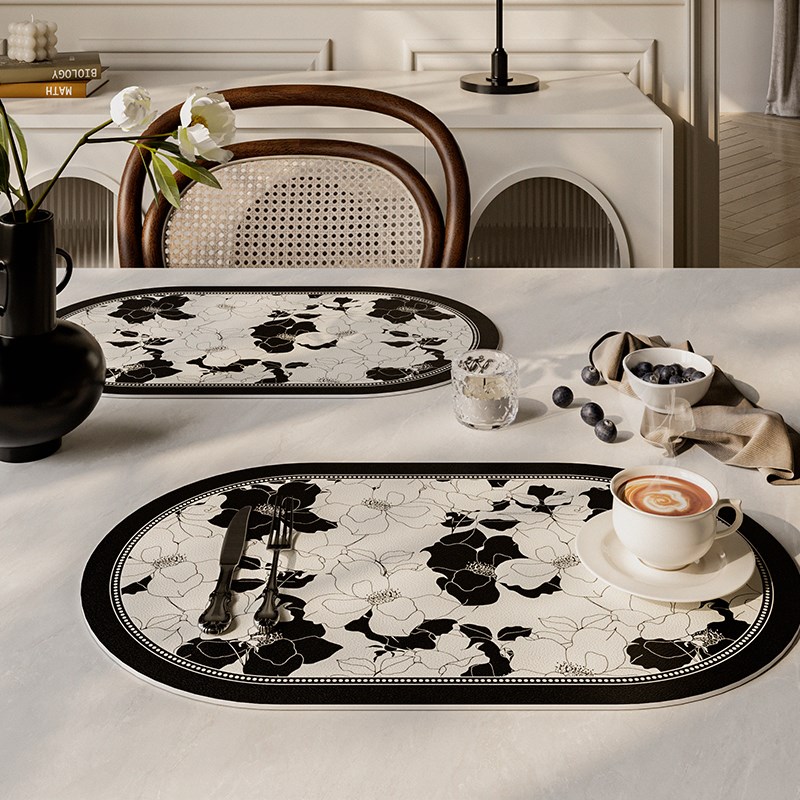 玛格丽特复古皮革餐垫法式防水油免洗隔热桌垫高级感西餐垫防滑垫