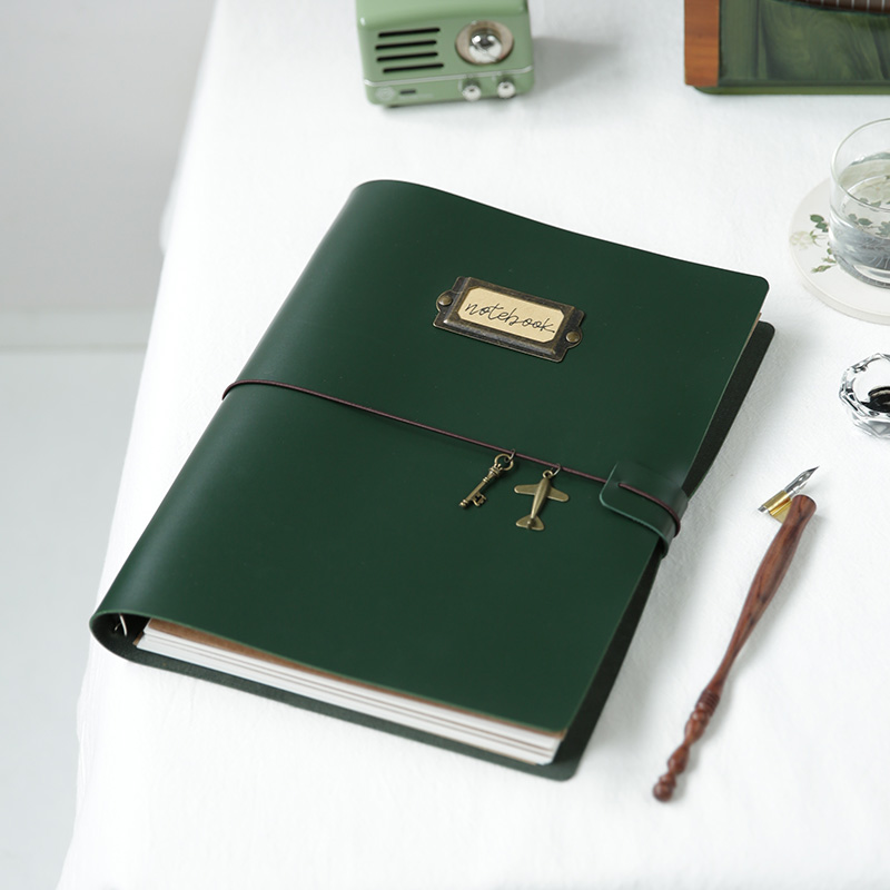 9孔活页皮革本子空白牛皮纸水彩复古DIY幼儿园笔记计划旅行手帐本