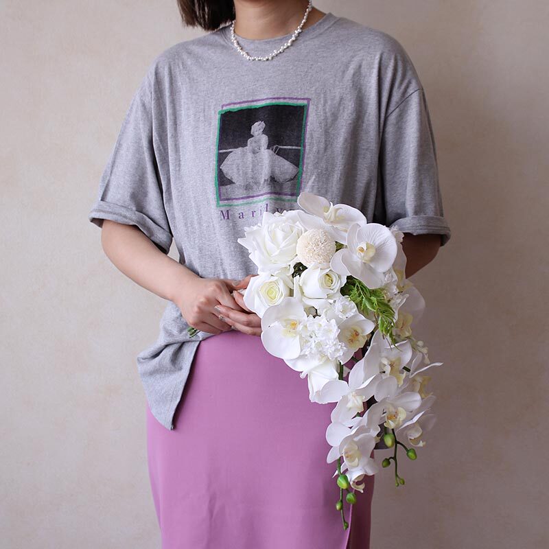 白色蝴蝶兰新娘拍照水滴手捧影楼婚礼摄影道具仿真旅拍领证