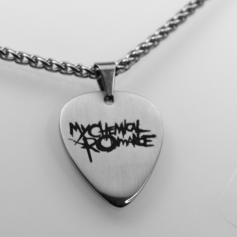 我的化学浪漫摇滚刻字金属吉他拨片挂坠手工雕刻配件吊坠定制项链