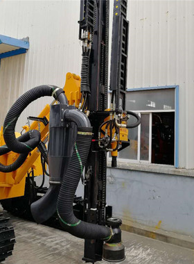 KC140 KC120KY100型号履带式潜孔钻车