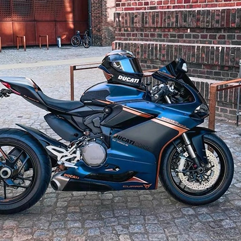 适用杜卡迪2 99 959 99 99改装 油箱贴 防滑贴 油箱盖贴