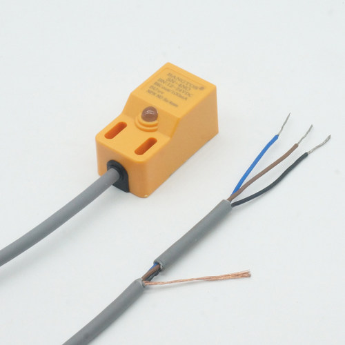 邦拓斯方形三线接近关NN常直流2感应金属限位传感器NNO