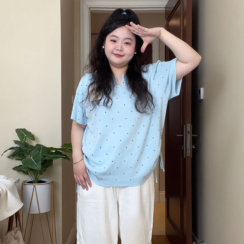 大尺码胖mm设计感小众波点抽绳收腰短袖T恤女夏季宽松显瘦正肩上