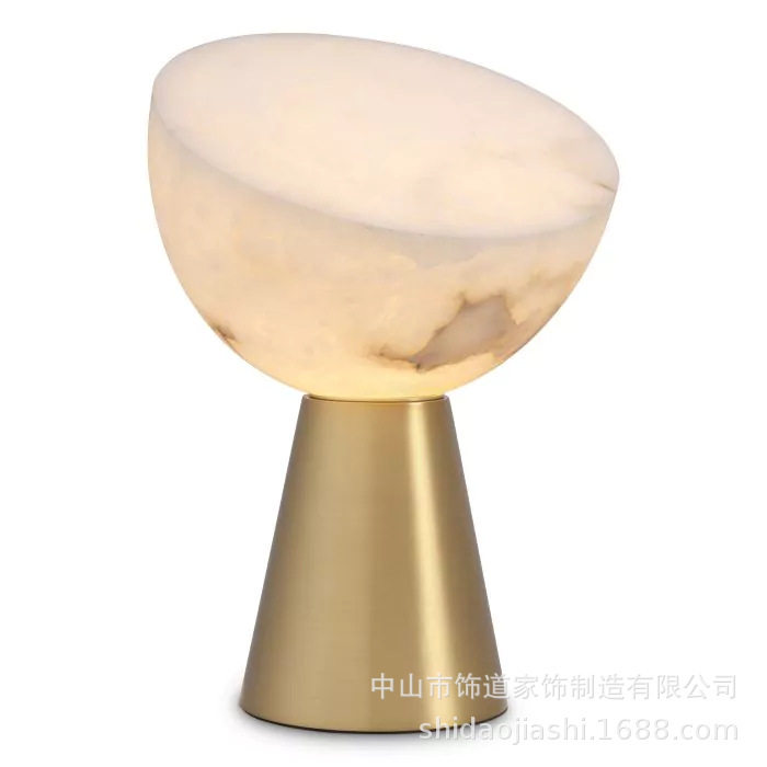 简约创意设计师新款台灯卧室床头全铜艺术样板房装饰台灯个性灯饰