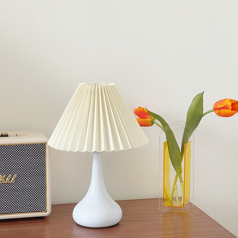 创意中古百褶小台灯 卧室宿舍床头灯LED民宿咖啡厅装饰氛围小夜灯
