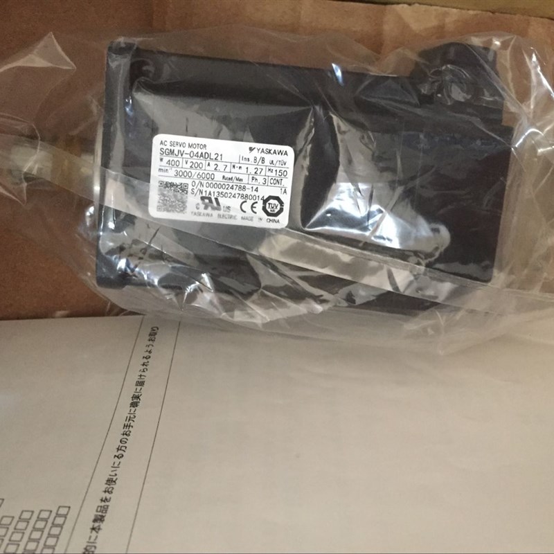 SGMJV-04ADL21/SGMJV-04ADE6E安川伺服电机全新质保一年