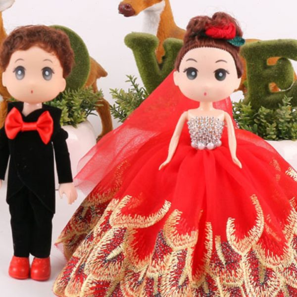 婚车装饰情侣娃娃花车装扮婚庆中式车头婚纱公仔小人一对结婚用品