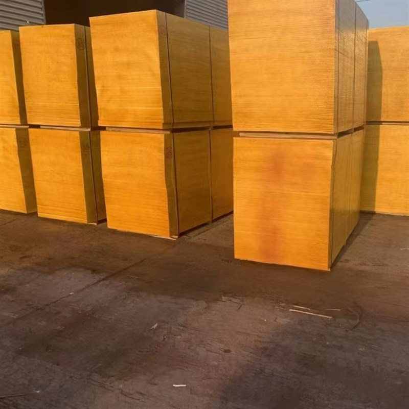 建筑模板工程板竹胶板小红板黑板覆膜板松木板木工板多层板胶合板