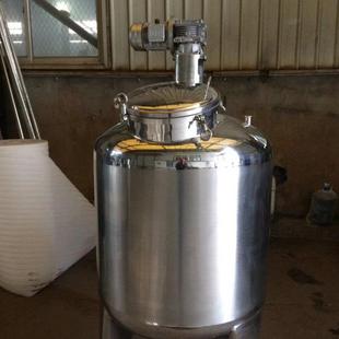 不锈钢结晶冷却罐多功能反应釜真空常压反应器500L耐腐蚀
