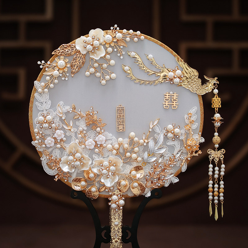 新娘中式团扇古风金色流苏写真照秀禾服龙凤褂配饰婚礼团扇若贤