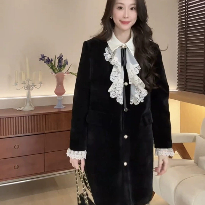 DD黑巧慕斯白鸭绒蕾丝羽绒服