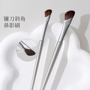 瑰金小号镰刀鼻影刷斜头专业化妆刷晕染刷修容刷子山根斜角阴影刷