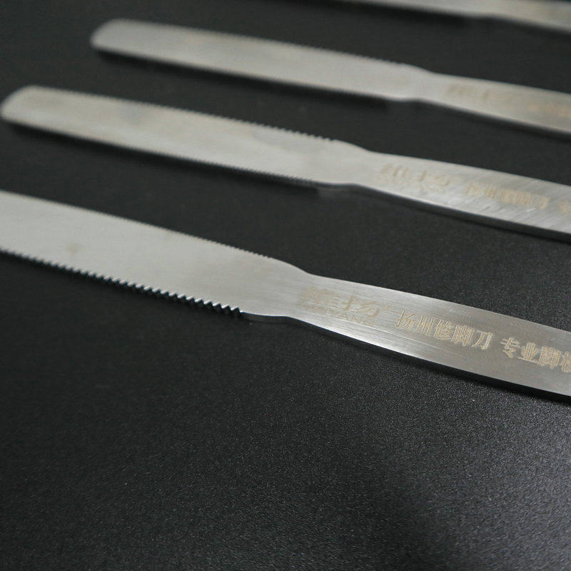 扬州三把刀修脚刀粗细锯齿去死皮脚搓脚丫脚板底搓锉刀刮棒