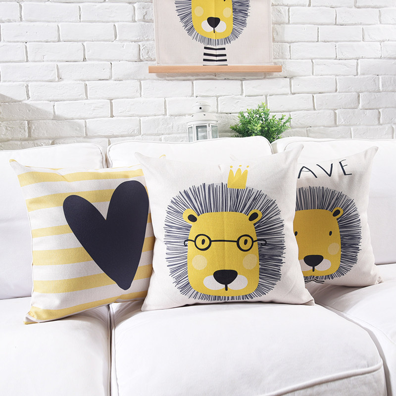 木有年轮卡通抱枕狮子爱心棉麻客厅沙发靠垫汽车护腰靠枕定制