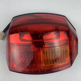 804拖拉机配件后尾灯 704 转向灯后尾灯总成 604 沭河悍雷沃504